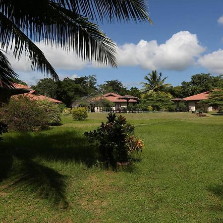 Hibiscus Garden Hotel Tissamaharama Exterior photo